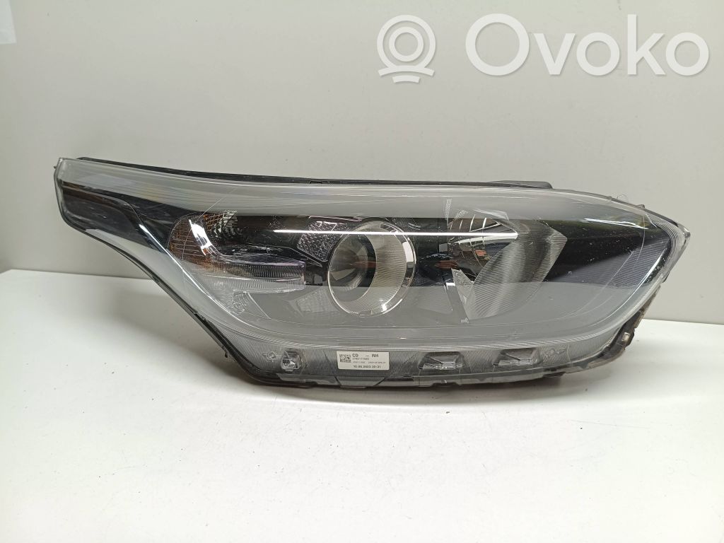 KIA Ceed Headlight/headlamp 