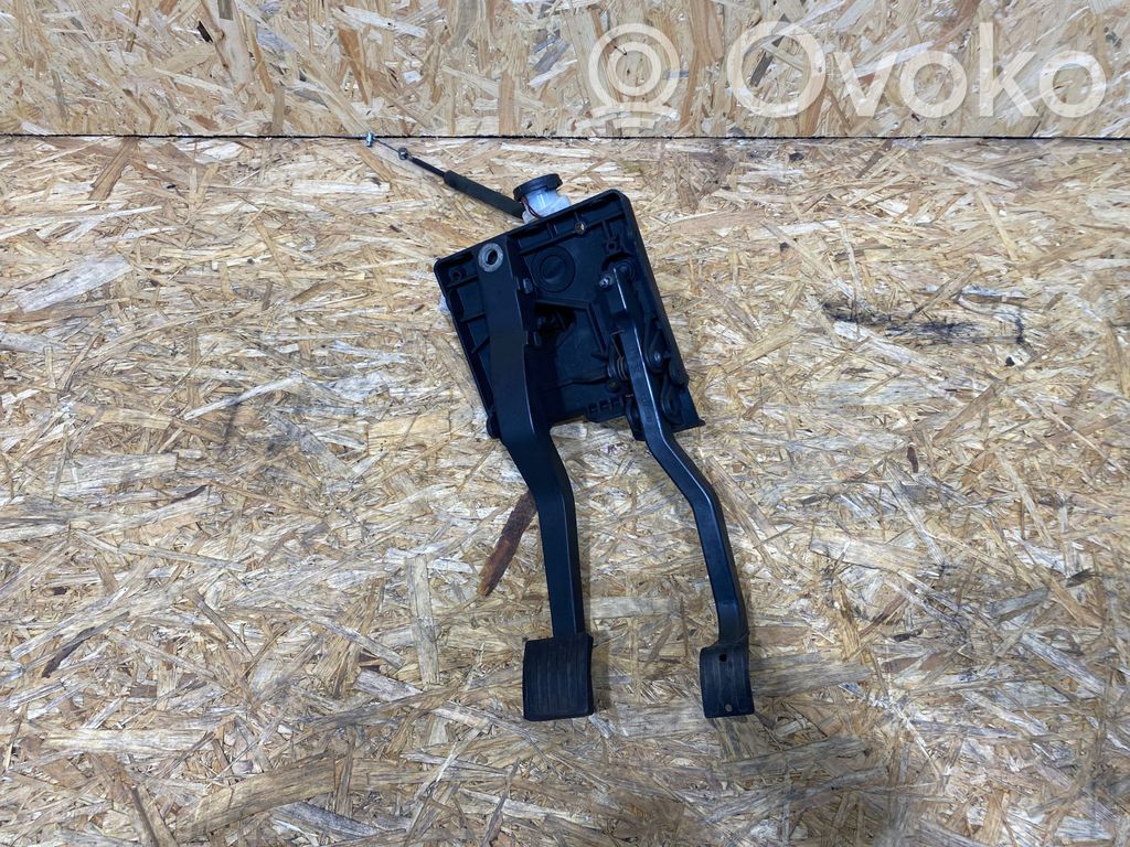 Pedal assembly   191166
