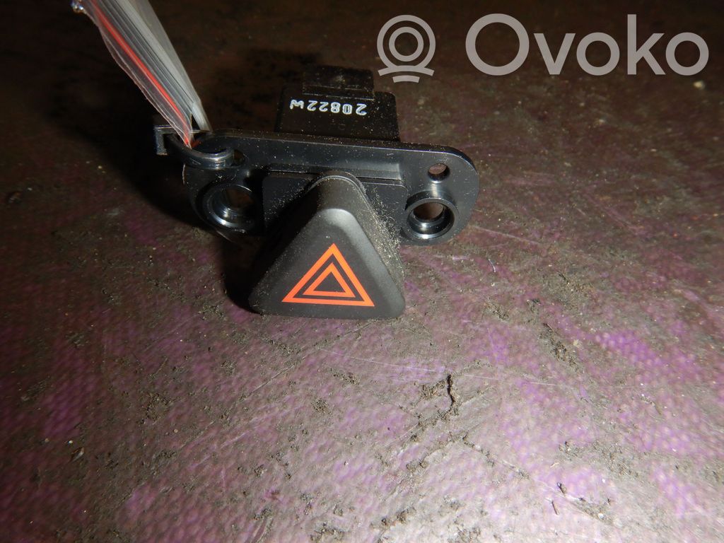 Chevrolet Aveo Hazard light switch 
