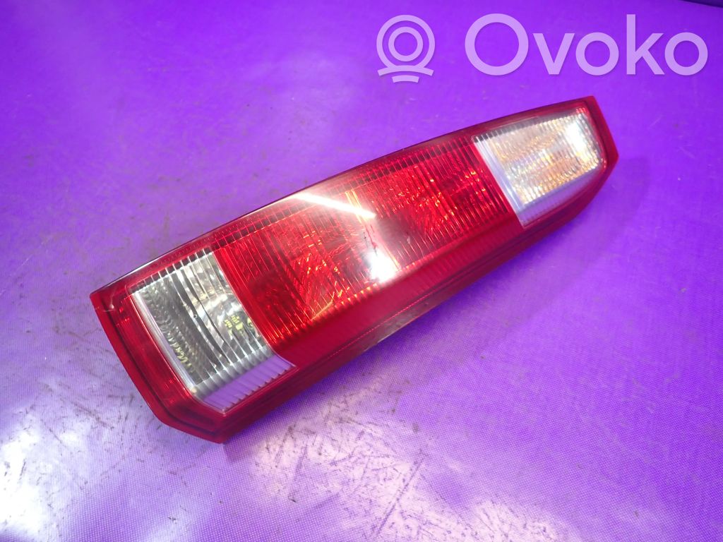 Opel Meriva A Feux arrière / postérieurs