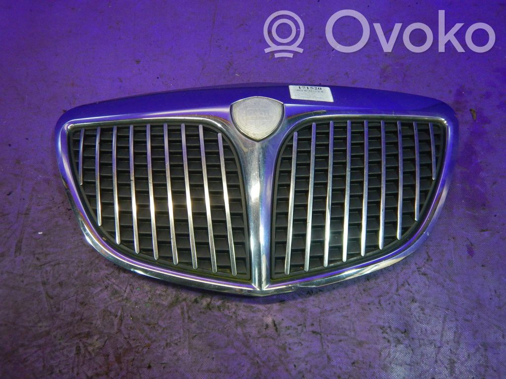 Lancia Musa Grilă radiator față