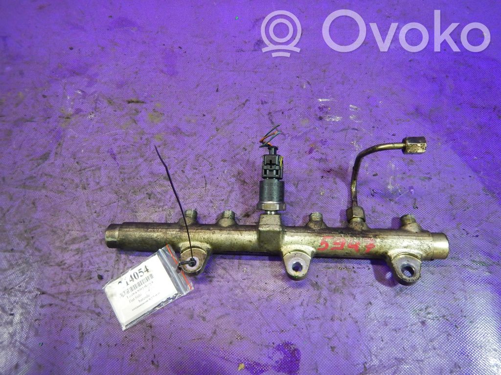 Fiat Stilo Tubo principal de alimentación del combustible 