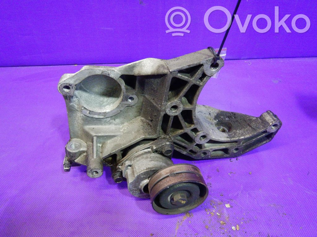 Chevrolet Evanda A/C compressor mount bracket 