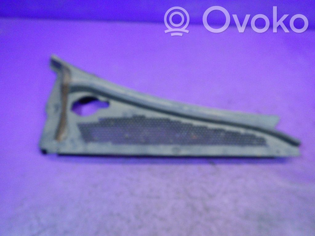 Chevrolet PT Cruiser Wiper trim 