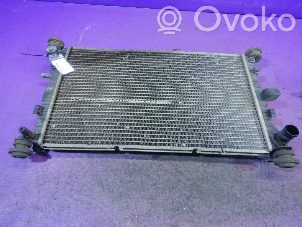 Ford Focus C-MAX Coolant radiator 