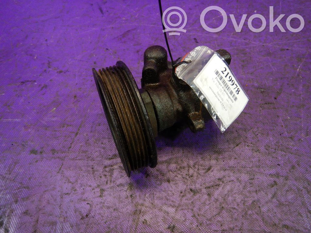 Volkswagen Polo III 6N 6N2 6NF Power steering pump 