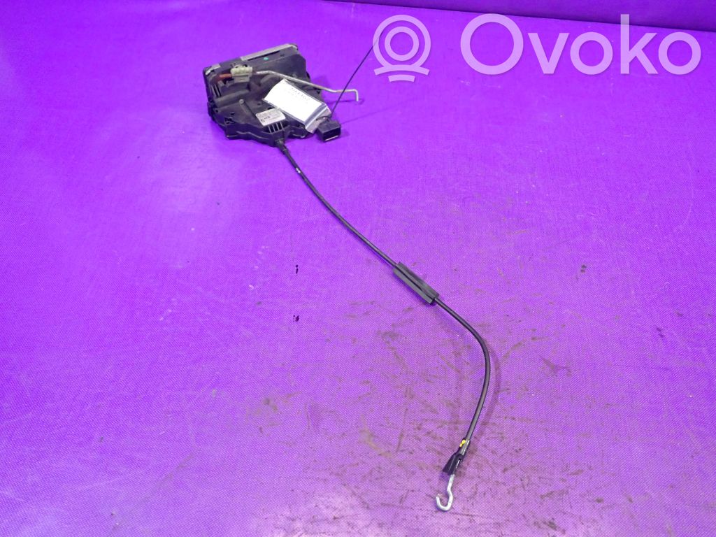 Opel Corsa D Front door lock 