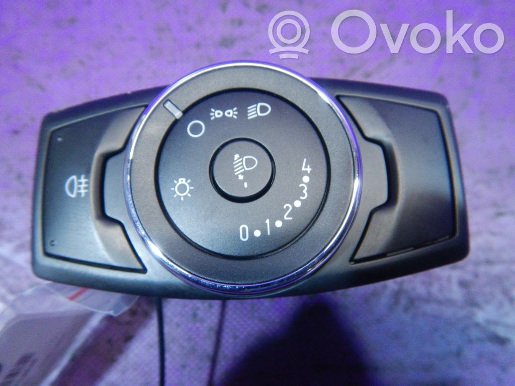 Ford Focus Lukturu slēdzis 