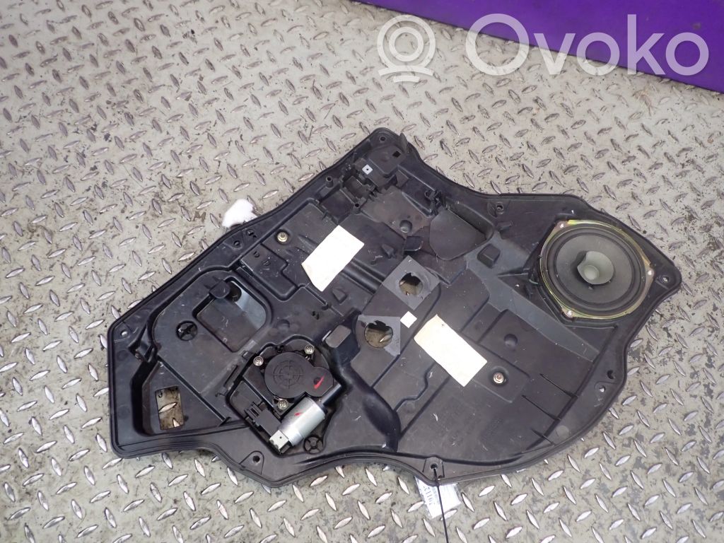 Mazda 2 Regulador de puerta trasera con motor 
