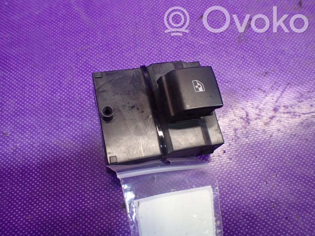 Opel Sintra Quarter vent window switch 