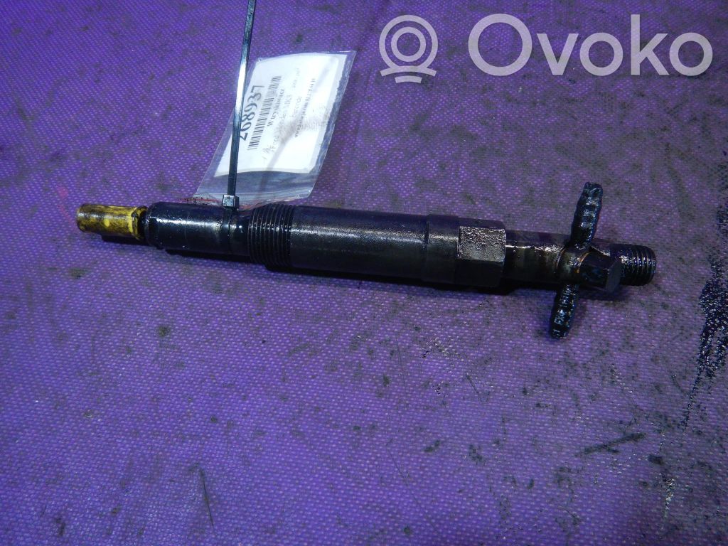Ford Mondeo Mk III Fuel injector 