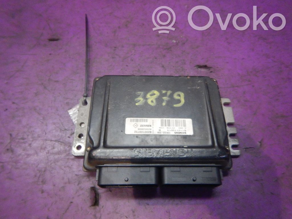 Komputer / Sterownik ECU silnika   8200109732,8200109732