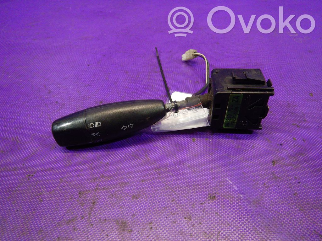 Chevrolet Lanos Wiper turn signal indicator stalk/switch 