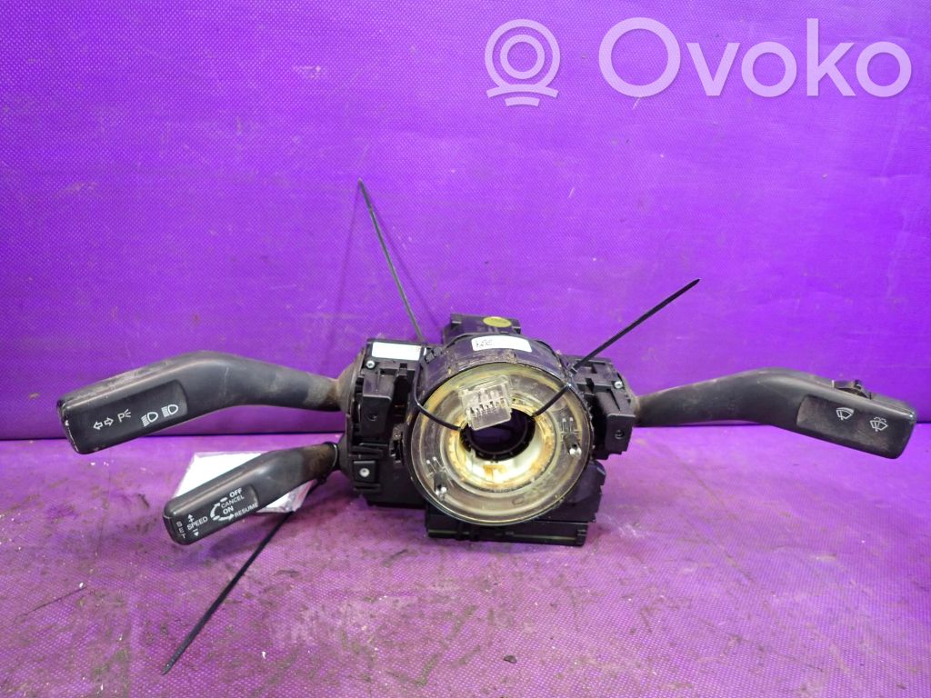 Volkswagen PASSAT B6 Interruptor/palanca de limpiador de luz de giro 