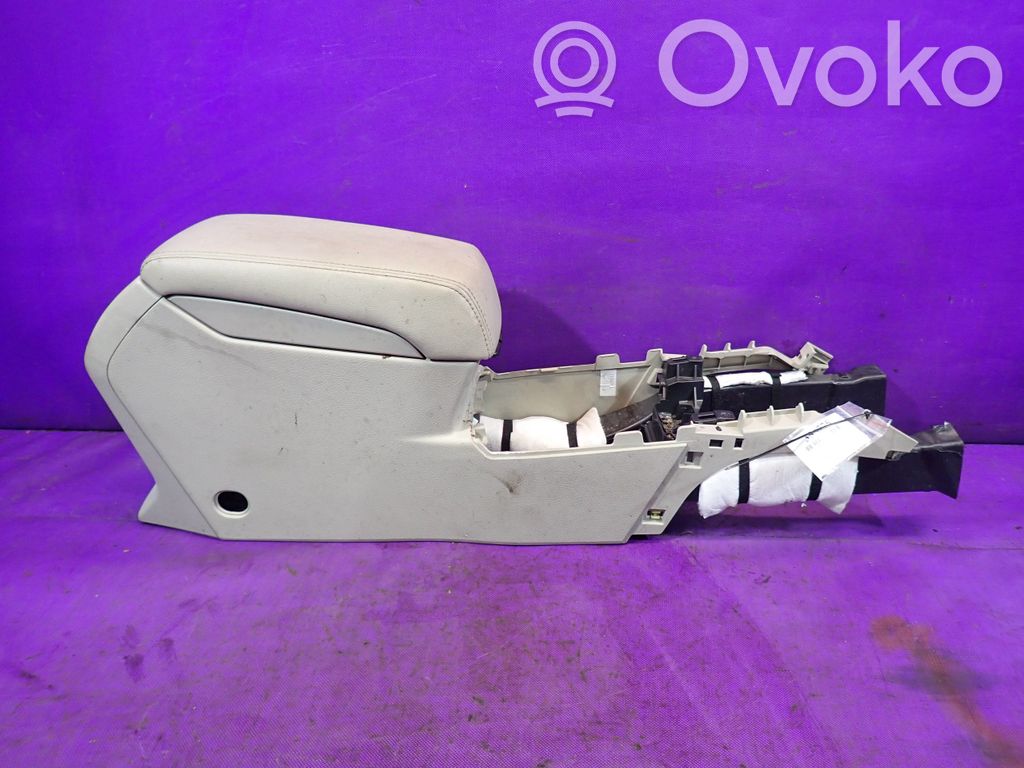 Console centrale   92113AJ01A,92113AJ01A