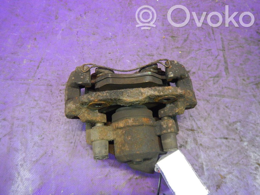 Caliper de freno delantero