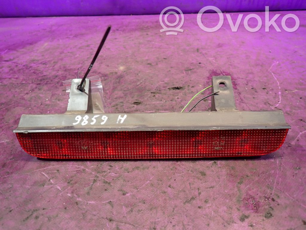 Opel Agila A Wewnętrzna lampka bagażnika