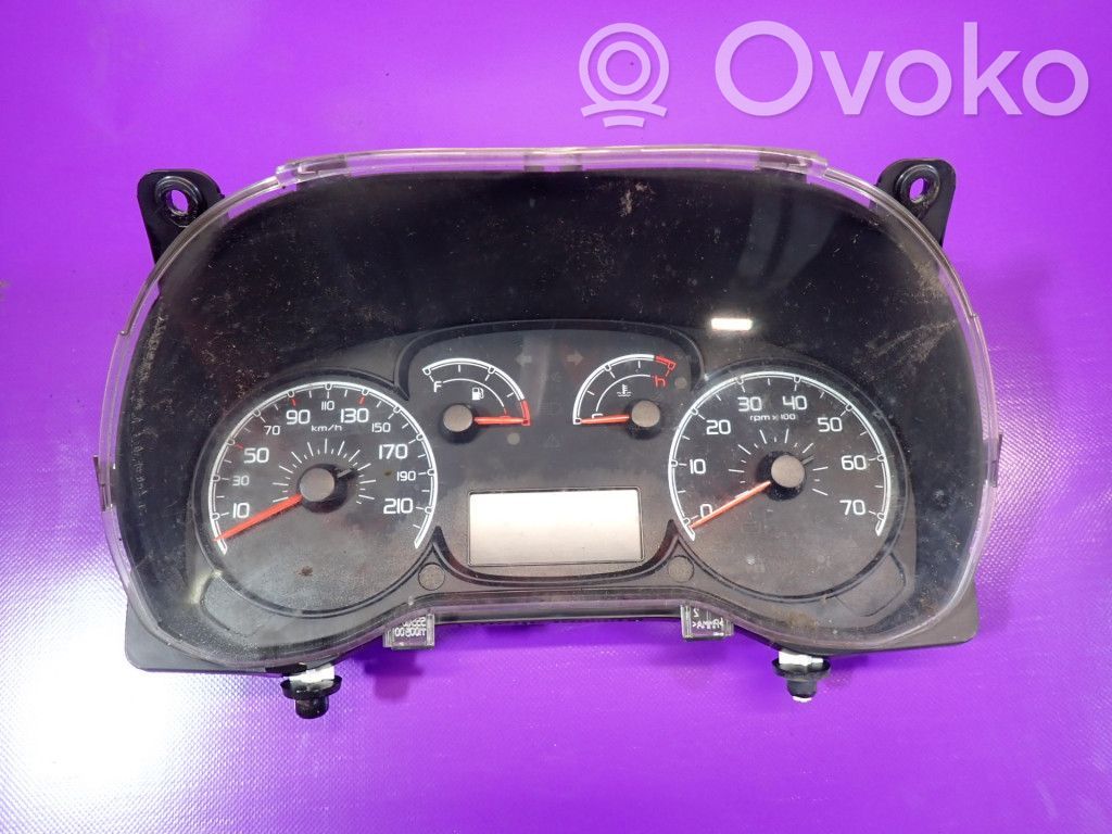 Fiat Doblo Geschwindigkeitsmesser Cockpit 