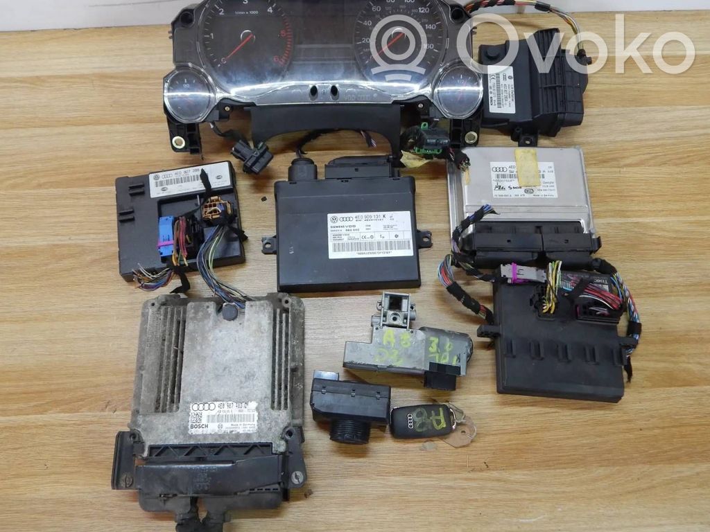 Audi A8 S8 D3 4E Engine control unit/module 