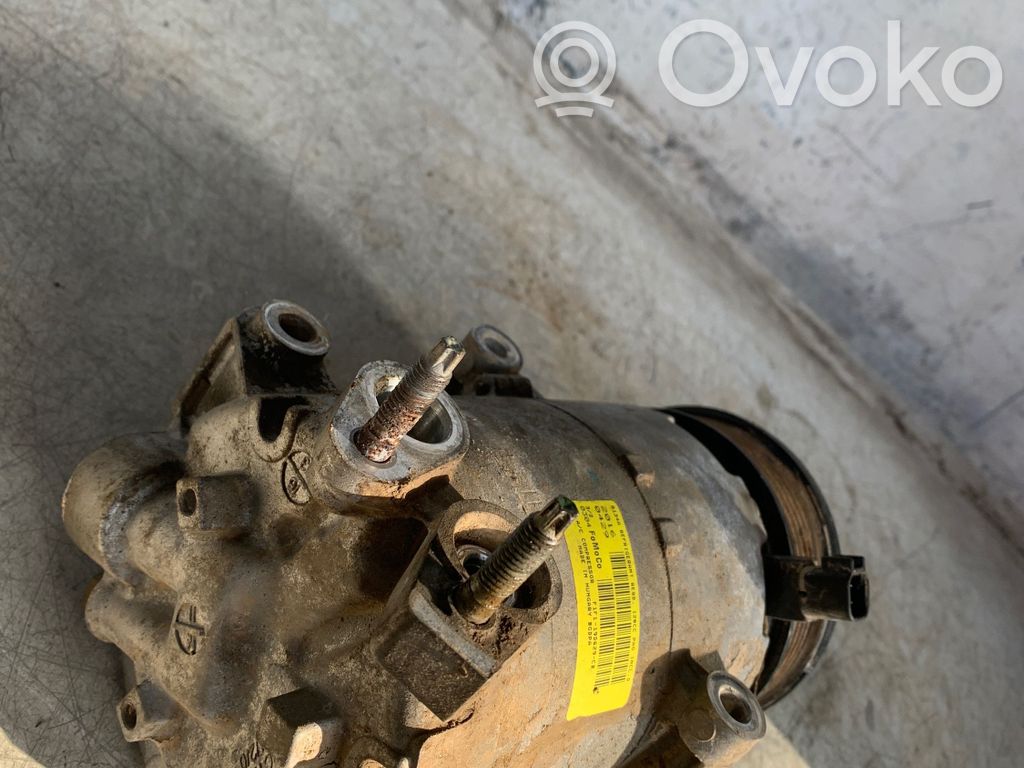 Ford C-MAX II Air conditioning (A/C) compressor (pump) 