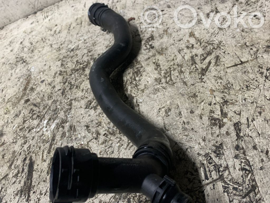 Audi A4 S4 B9 Engine coolant pipe/hose 