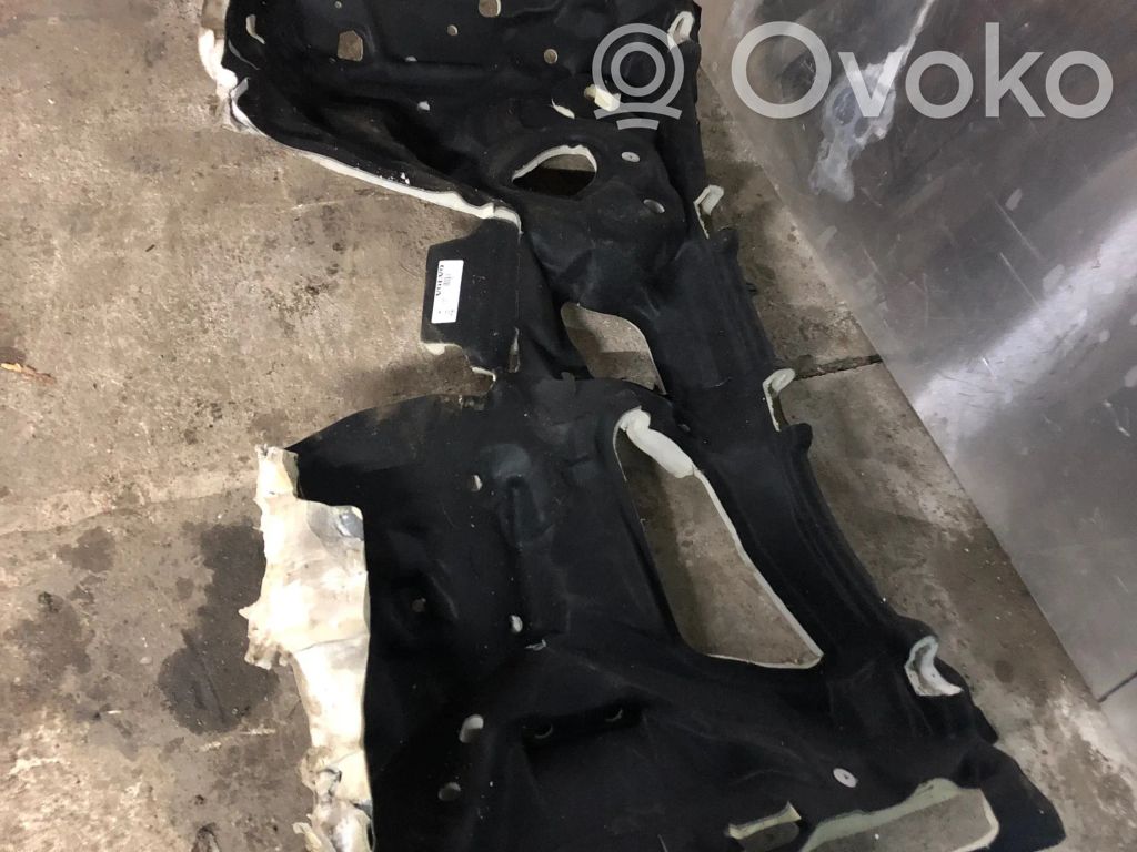 Volvo S90, V90 Rivestimento pavimento anteriore 