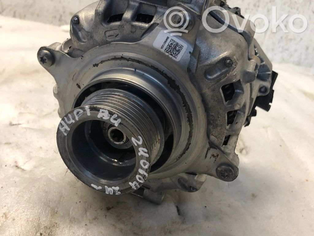 Audi A4 S4 B9 8W Generatorius 
