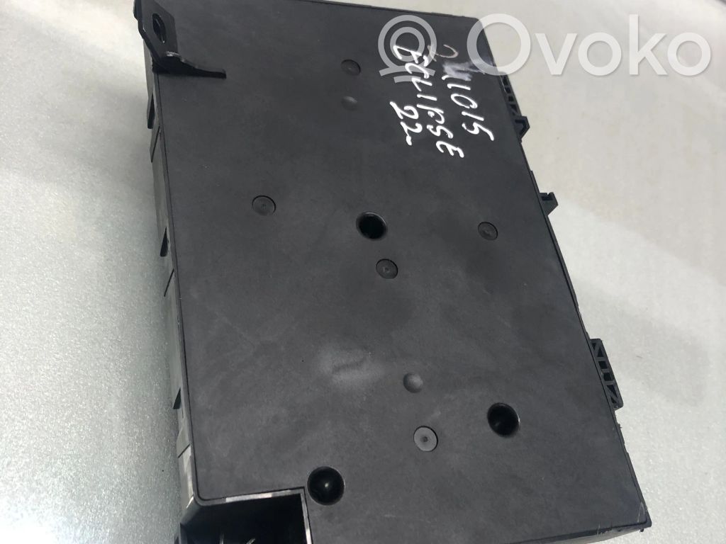 Mitsubishi Eclipse Cross Módulo de fusible 