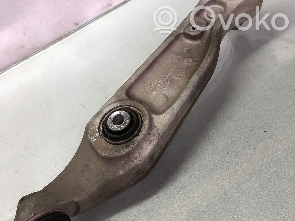 Alfa Romeo Giulia Querlenker Achsschenkel vorne 