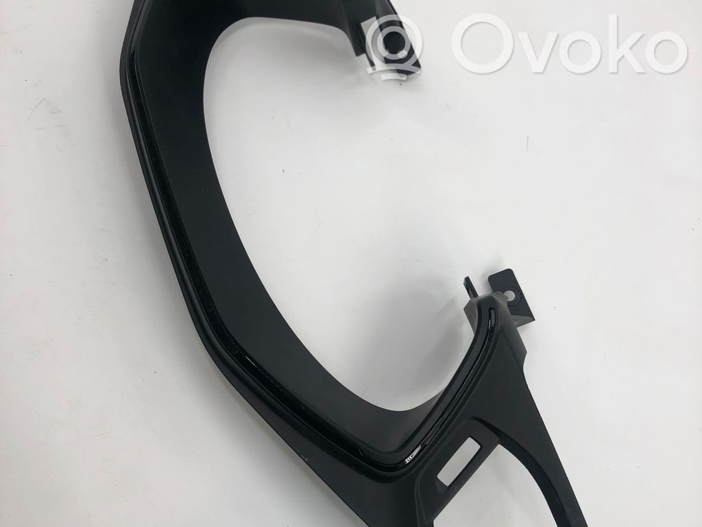 Moldura del panel   LV4BS044D70A