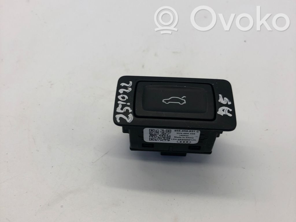 Tailgate opening switch   85E959831C