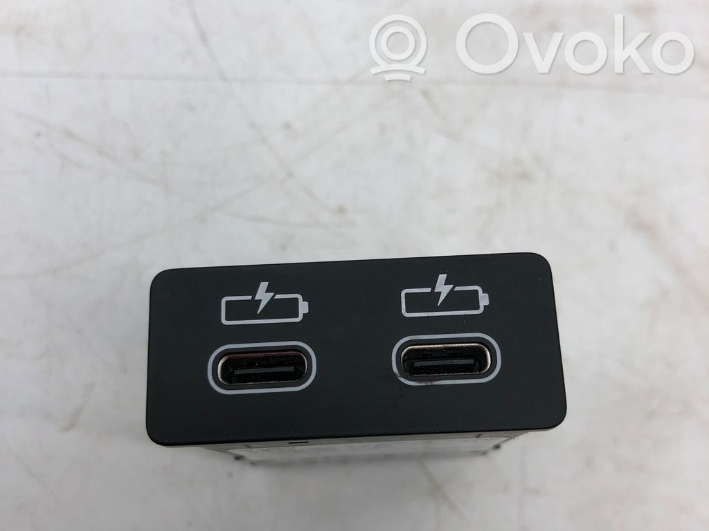 BMW X1 U11 Enchufe conector USB 