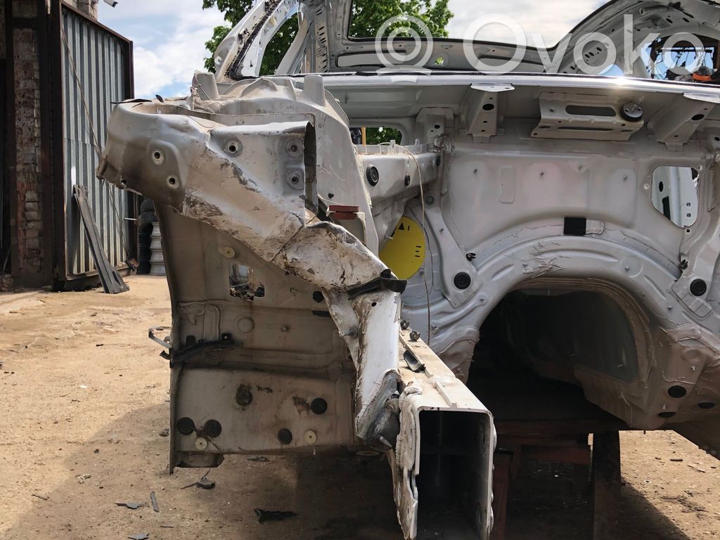 Front quarter panel