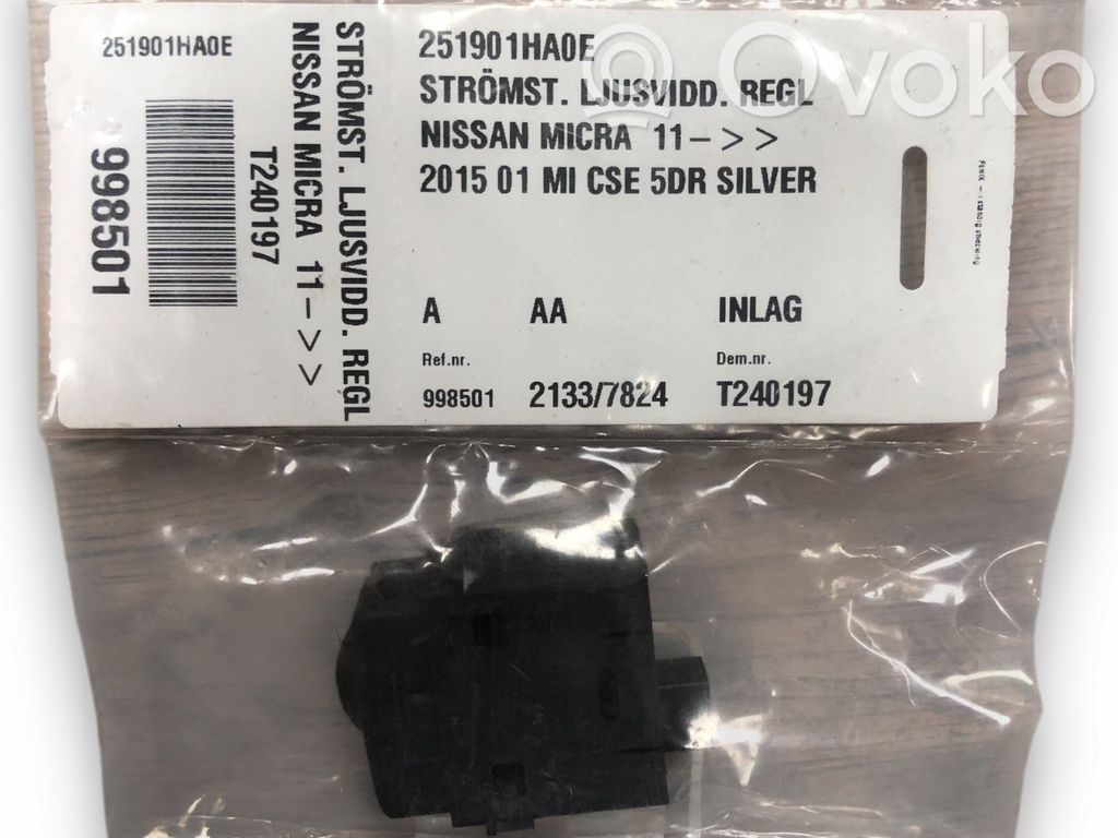 Nissan Micra Interruptor de luz 