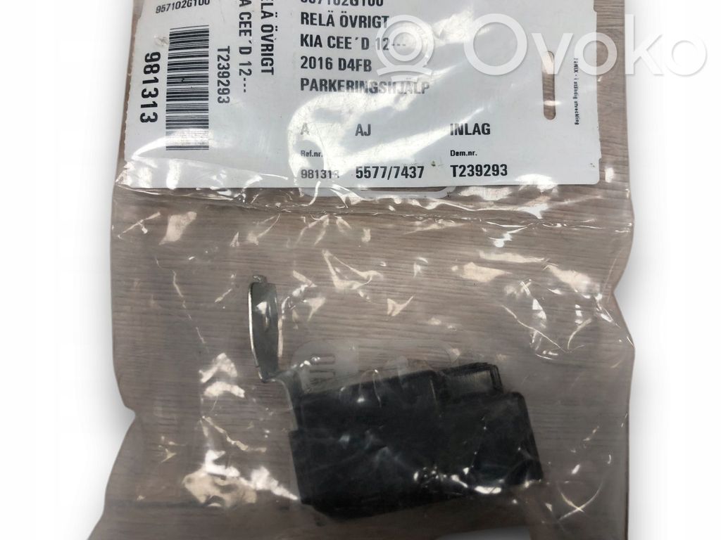 Other control units/modules   957102G100