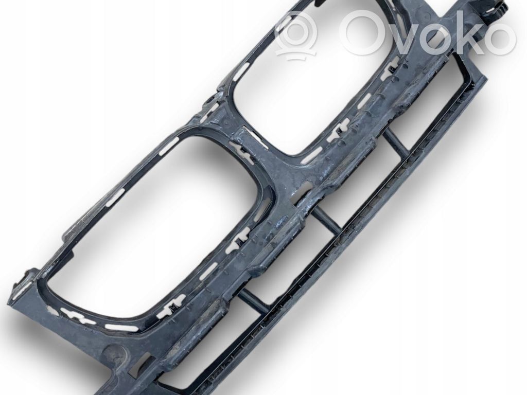 BMW X3 E83 Front bumper upper radiator grill 