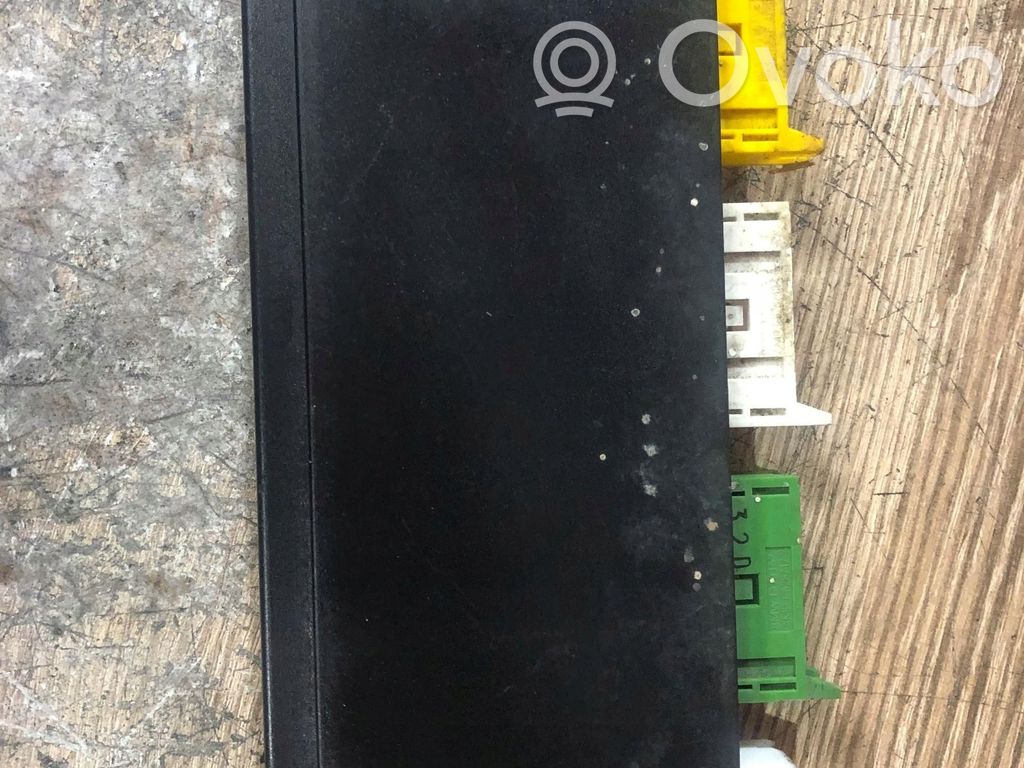Comfort/convenience module   8360104,8360104
