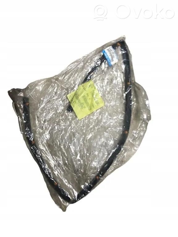 Mazda 5 Engine compartment rubber 