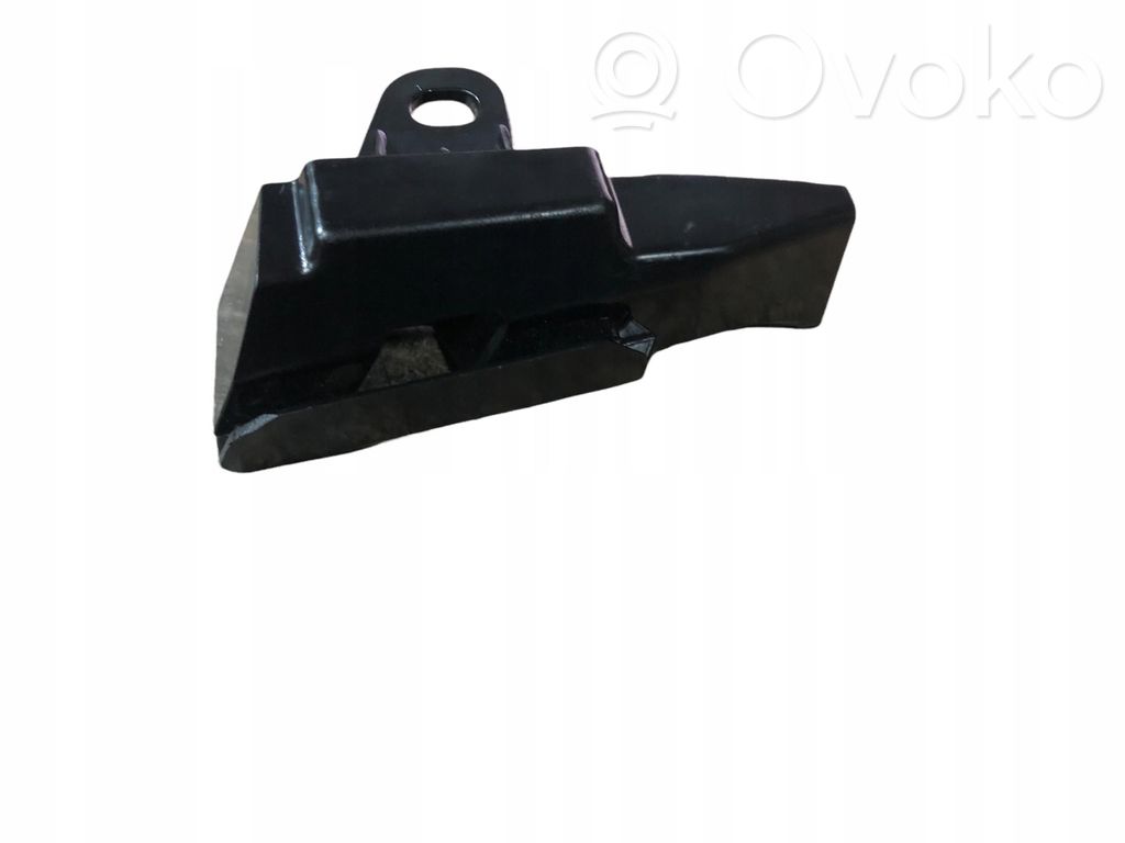 BMW i3 Front bumper mounting bracket 