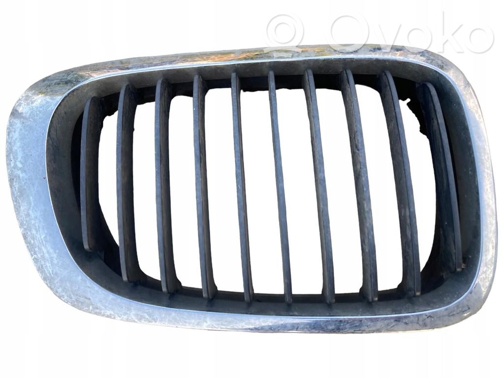 BMW 3 E46 Maskownica / Grill / Atrapa górna chłodnicy 