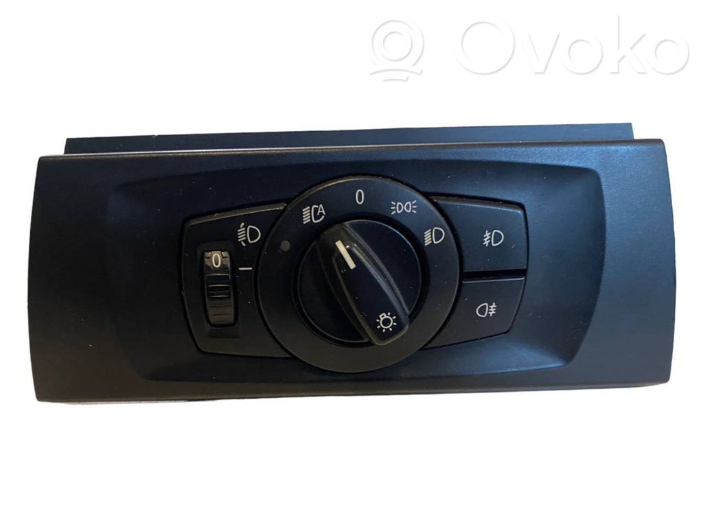 Light switch   6932792