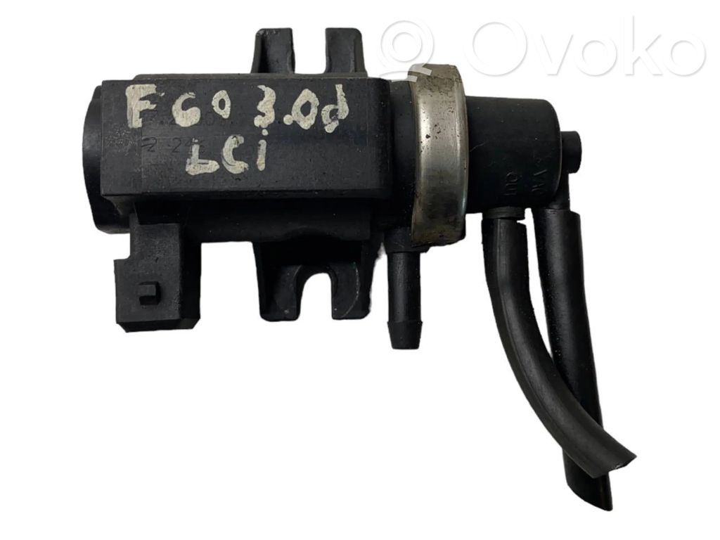 Solenoīda vārsts   2246175