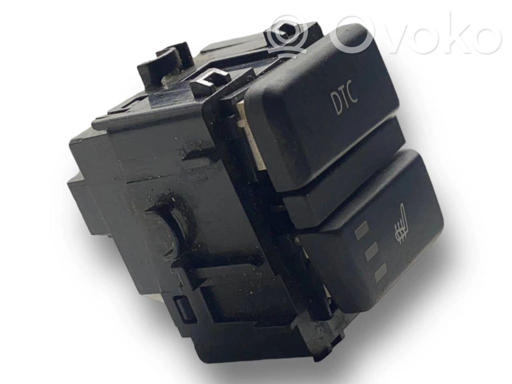 BMW 5 E60 E61 Seat heating switch 