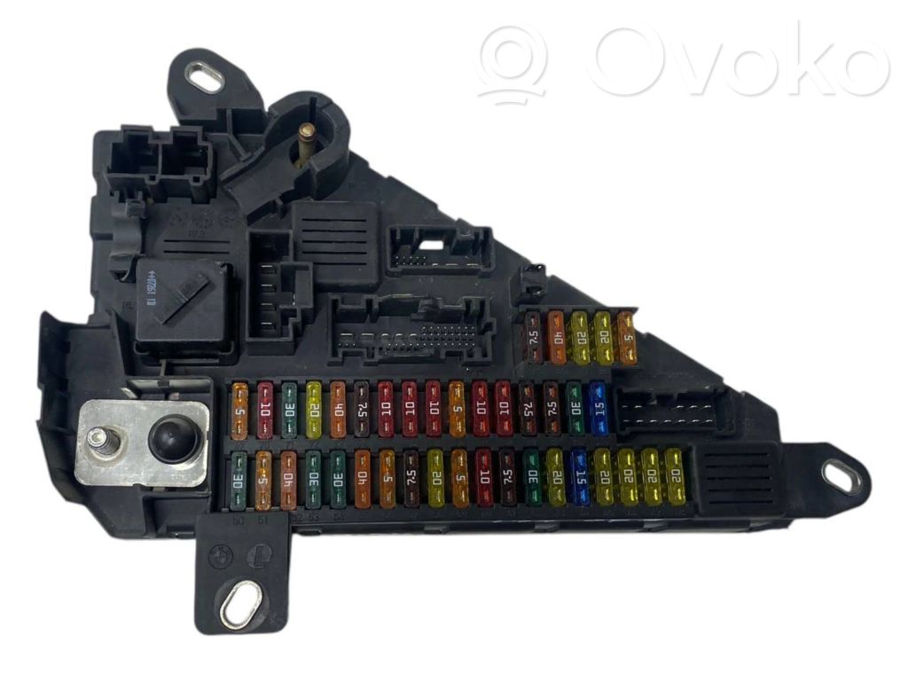 Fuse module   9138830