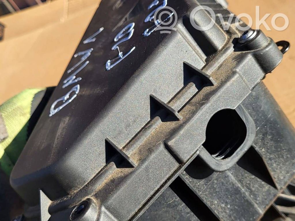 BMW 1 F20 F21 Releen moduulikiinnike 