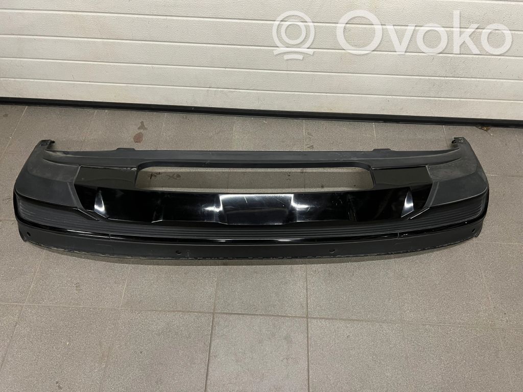 Audi Q7 4M Apdailinė galinio bamperio juosta 