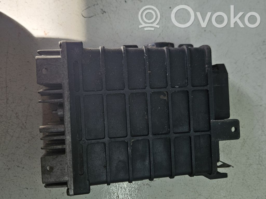 Audi 80 90 B3 Engine control unit/module 