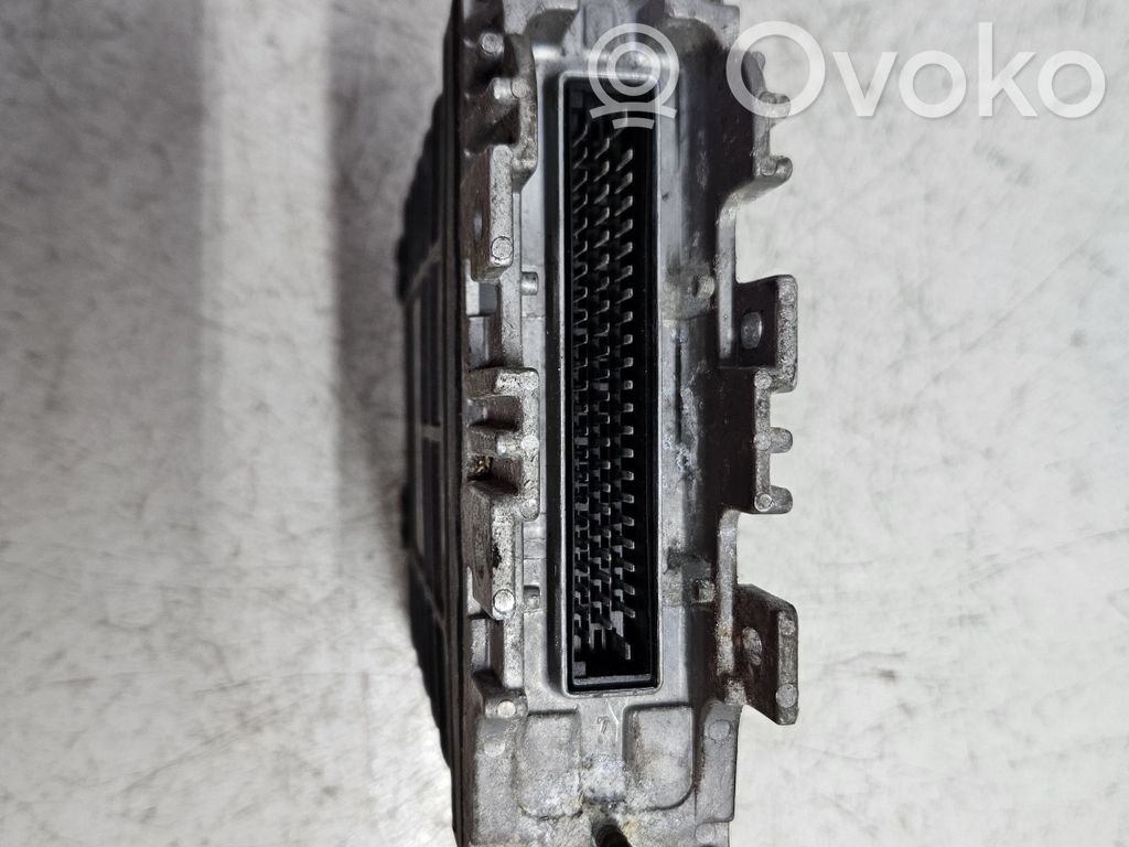 Volkswagen Golf III Engine control unit/module 