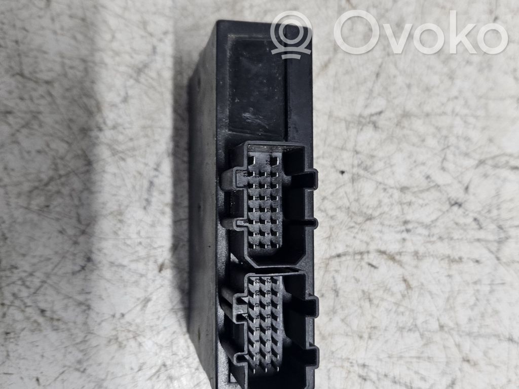 Volkswagen Golf IV Comfort/convenience module 