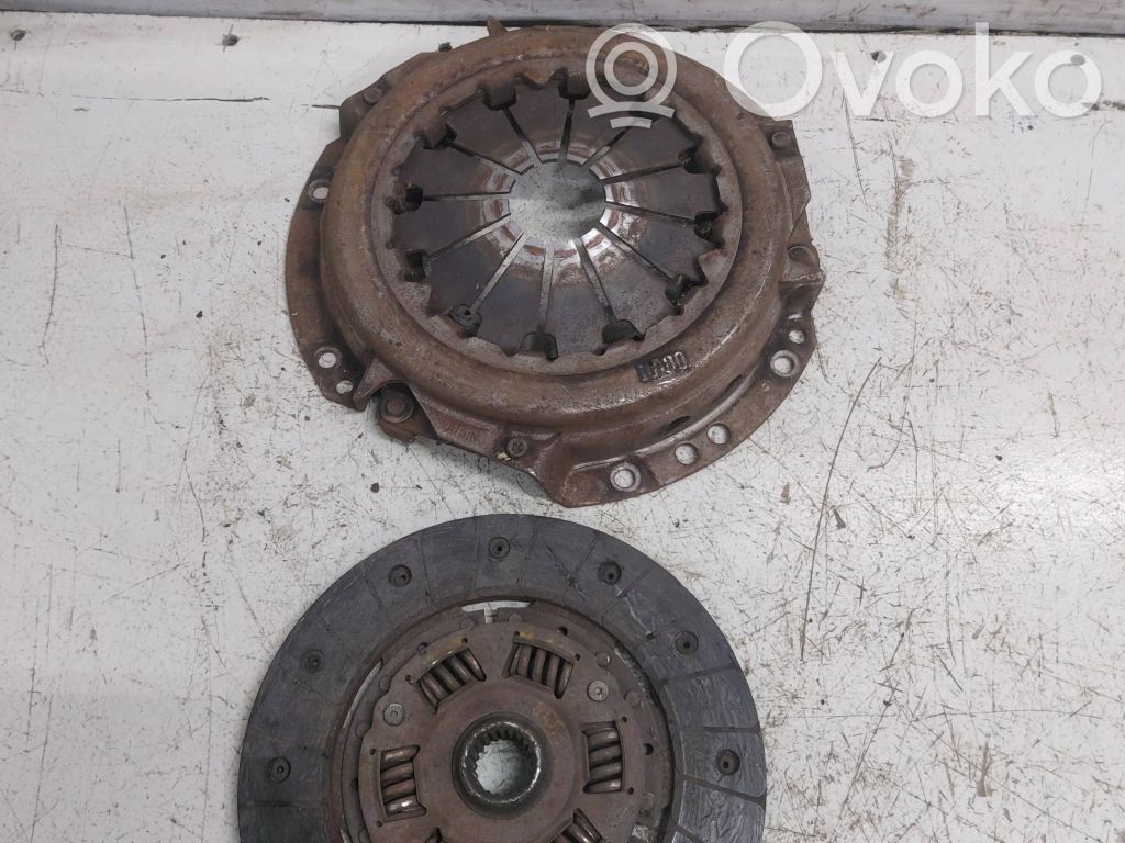 Toyota Corolla E90 Sankabos komplektas 
